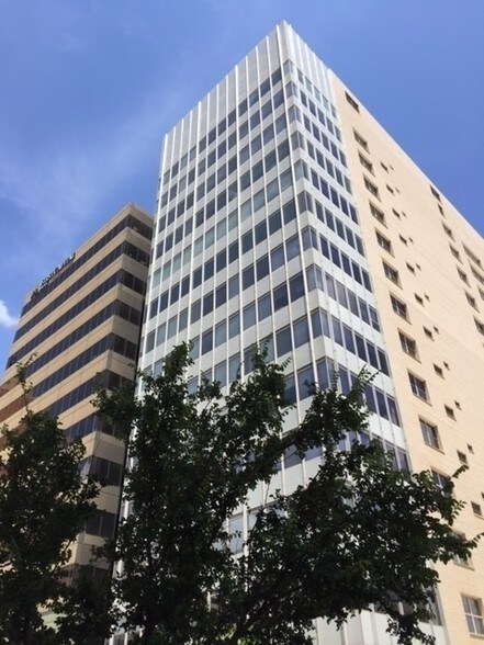 306 W Wall St, Midland, TX à louer - Photo de l’immeuble – Image 2 sur 38