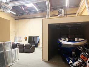 195 Kendall Point Dr, Oswego, IL à louer Photo intérieure– Image 2 sur 7