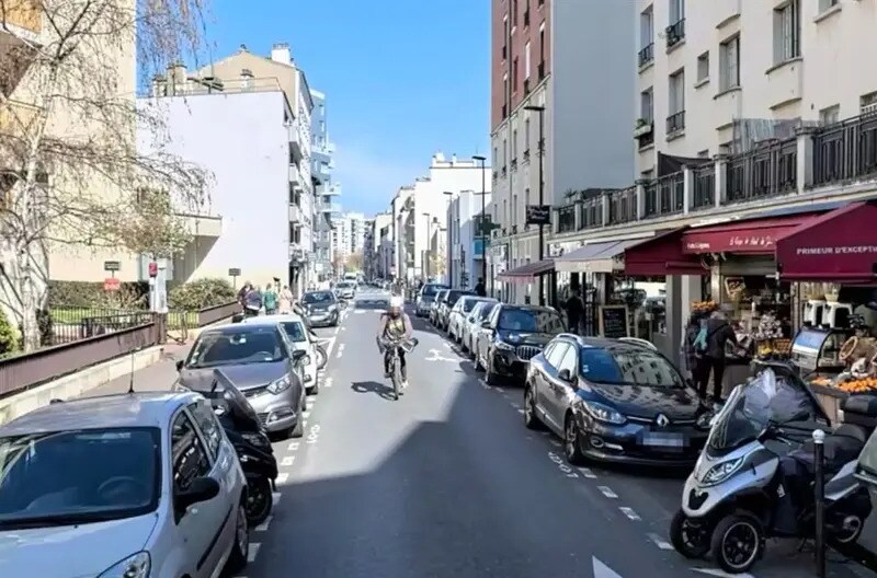 Local commercial dans Boulogne-Billancourt à louer - Photo de l’immeuble – Image 1 sur 4