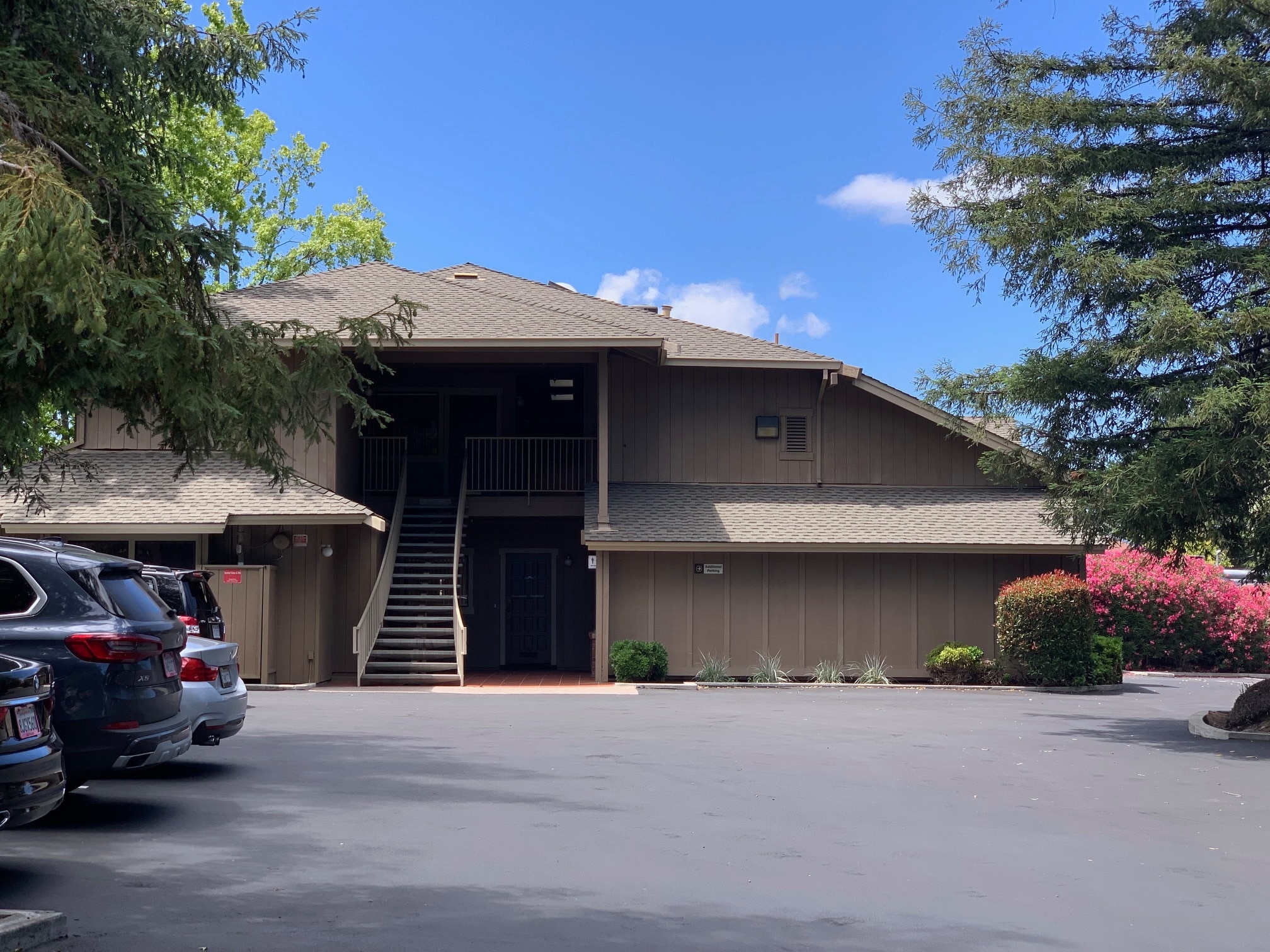 2251 Grant Rd, Los Altos, CA à vendre Photo principale– Image 1 sur 25