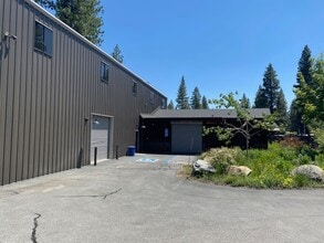 540 National Ave, Tahoe Vista, CA à louer Photo de l’immeuble– Image 2 sur 6