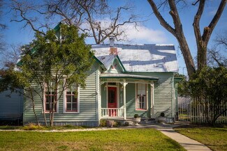 Plus de détails pour 633 S Castell Ave, New Braunfels, TX - Bureau à vendre