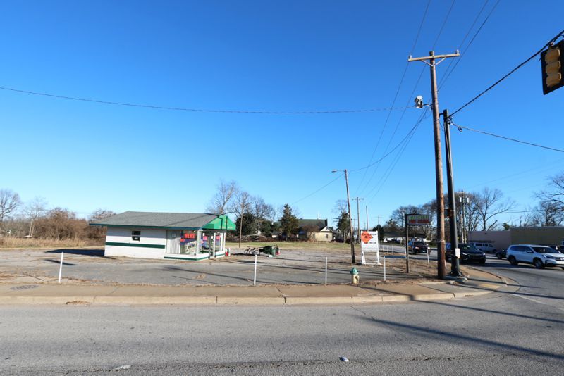 401 E Poinsett St, Greer, SC à louer - Photo de l’immeuble – Image 3 sur 6