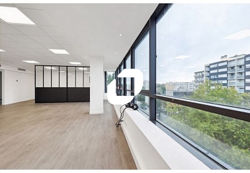 Bureau dans Montrouge à louer - Photo de l’immeuble – Image 2 sur 10