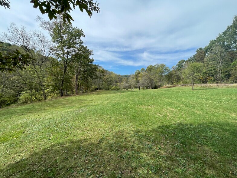 170 Renfrew Rd, Renfrew, PA à vendre - Photo de l’immeuble – Image 2 sur 9