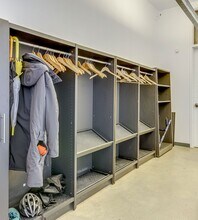 5605 Av De Gaspé, Montréal, QC à louer Photo intérieure– Image 2 sur 10