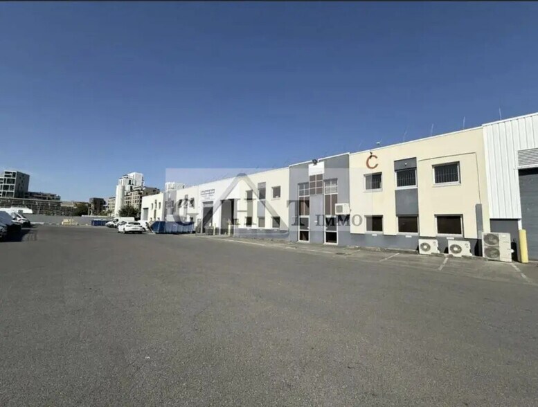 Bureau dans Gennevilliers à louer - Photo de l’immeuble – Image 1 sur 5