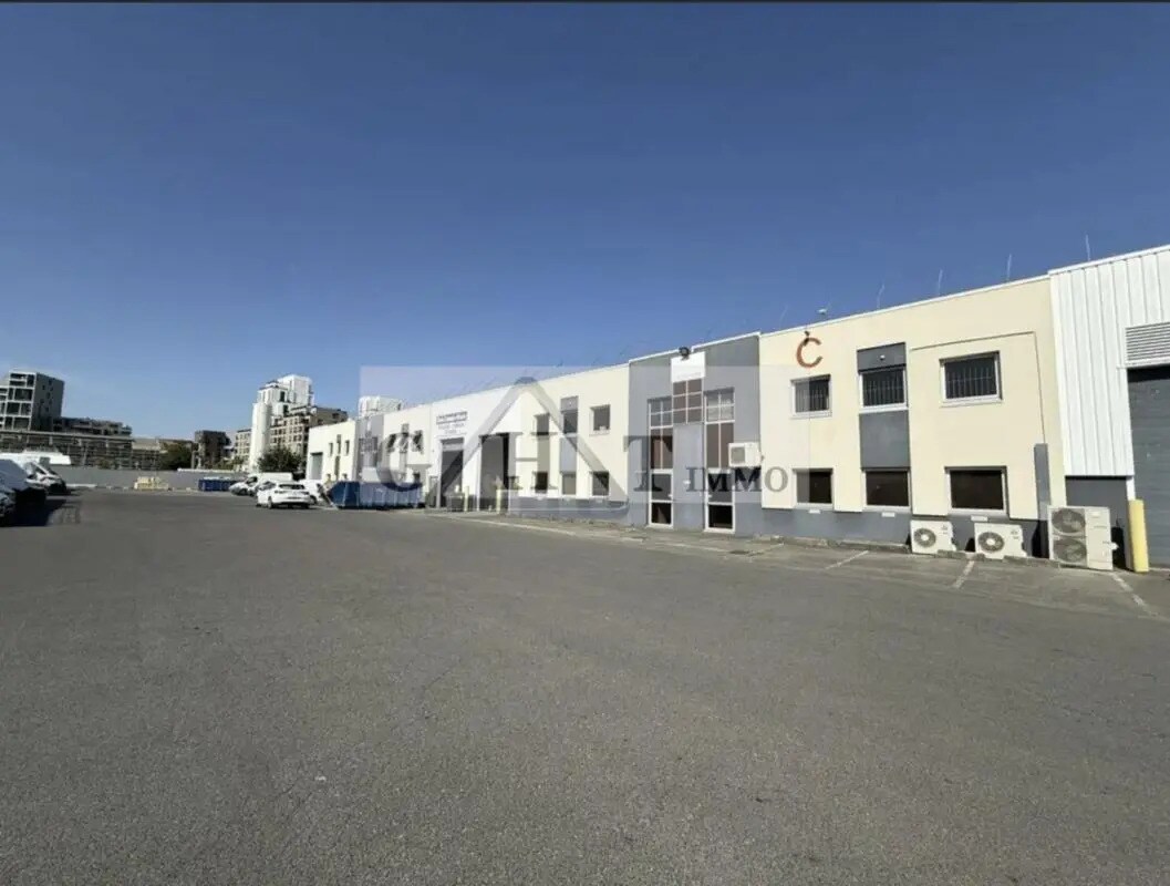 Bureau dans Gennevilliers à louer Photo de l’immeuble– Image 1 sur 6