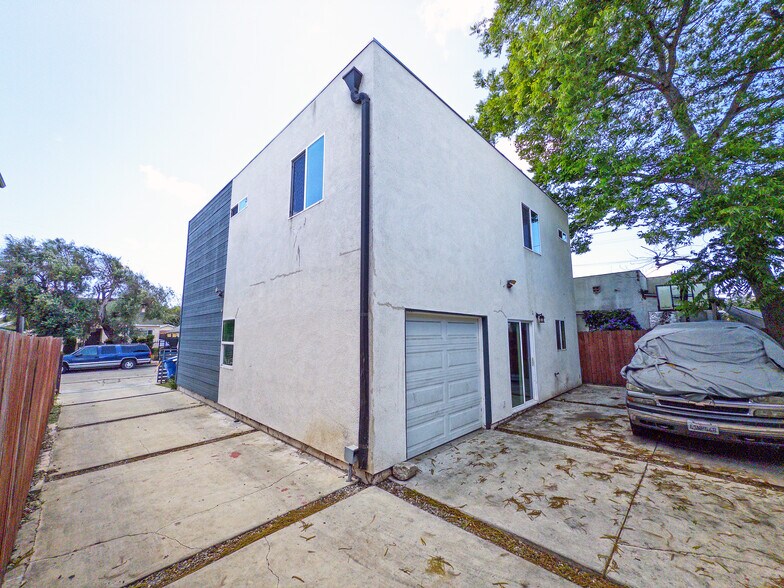 645 W 97th St, Los Angeles, CA à vendre - Photo de l’immeuble – Image 3 sur 12