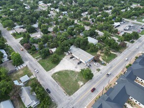 1413 W San Antonio St, New Braunfels, TX - Vue aérienne vue de carte - Image1
