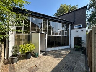 Plus de détails pour 34A High St, Thames Ditton - Bureau à vendre