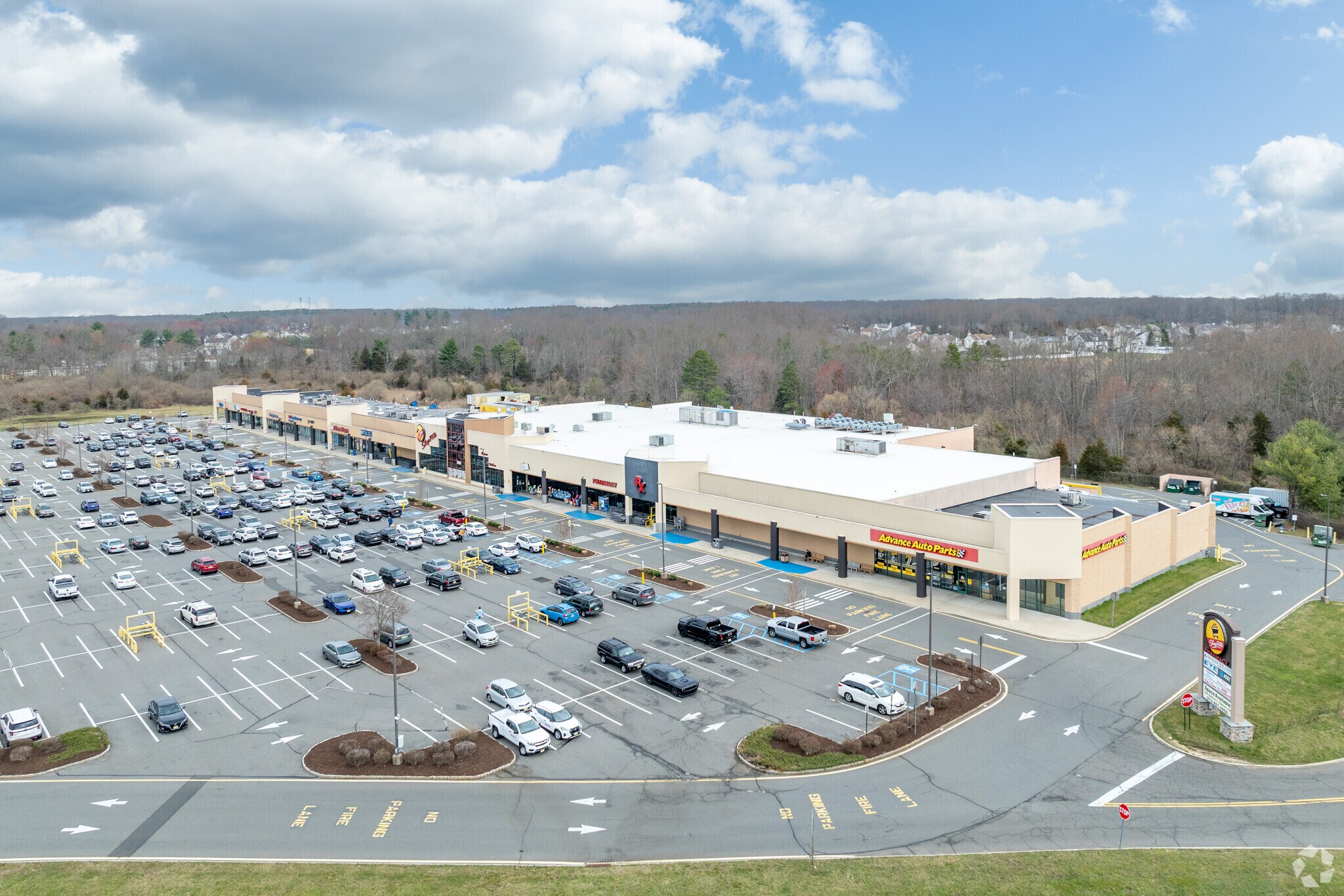 260 N County Line Rd, Jackson, NJ à louer Photo de l’immeuble– Image 1 sur 6