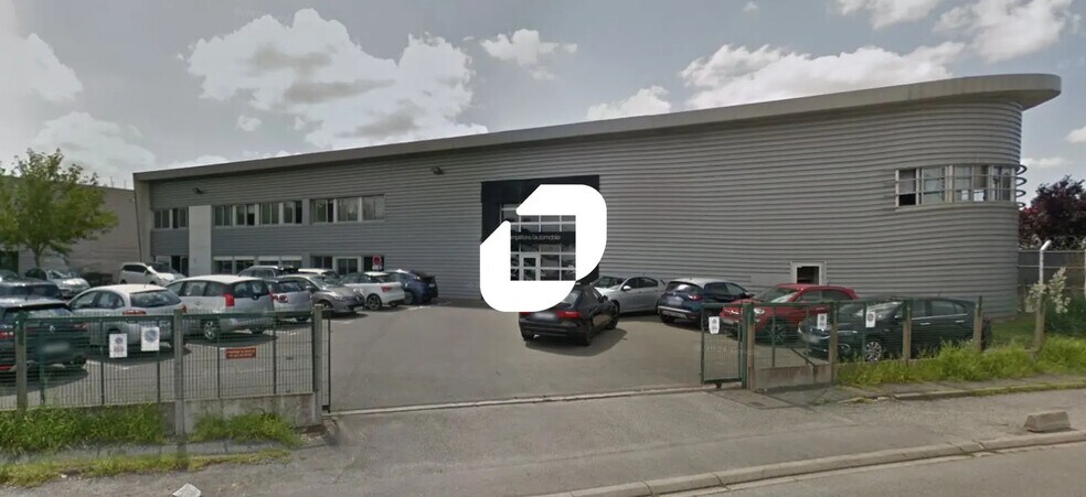 Local d’activités dans Bouguenais à louer - Photo de l’immeuble – Image 1 sur 3