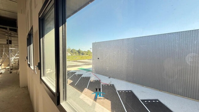 Plus de détails pour Bureau à vendre