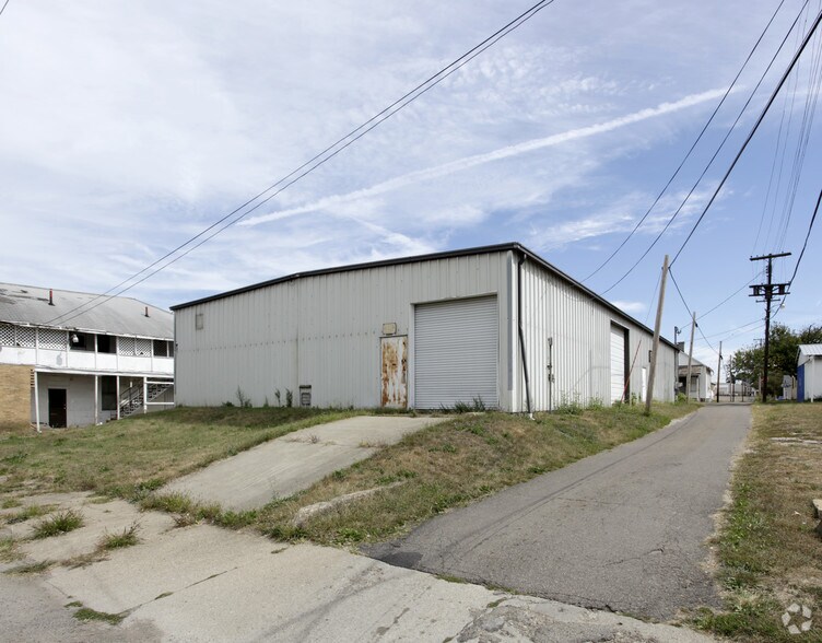 283 E Main St, Newark, OH à louer - Photo de l’immeuble – Image 3 sur 8