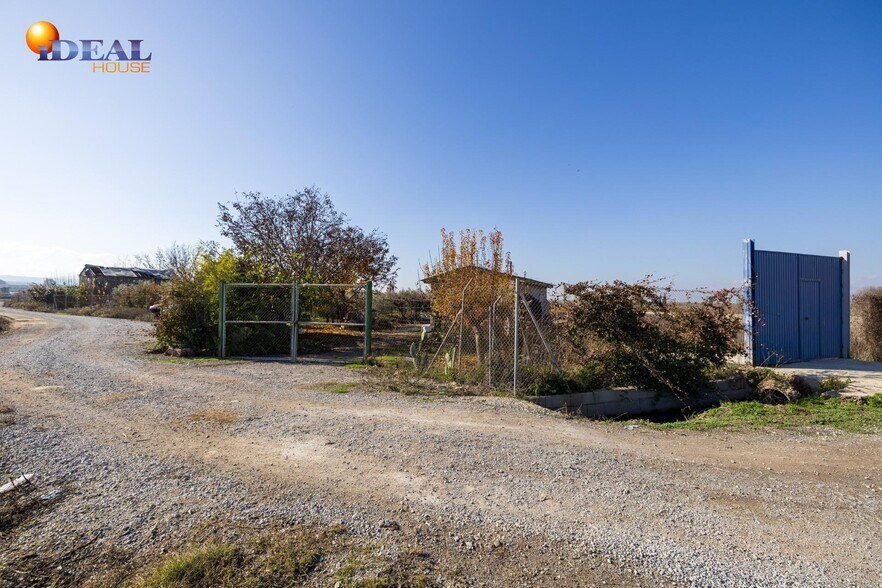 Camino Santa Fe, Vegas del Genil, Granada à vendre - Photo de l’immeuble – Image 2 sur 22