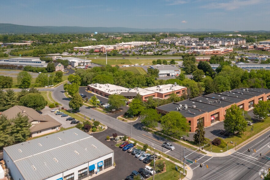 15 Wormans Mill Ct, Frederick, MD à louer - Aérien – Image 2 sur 23