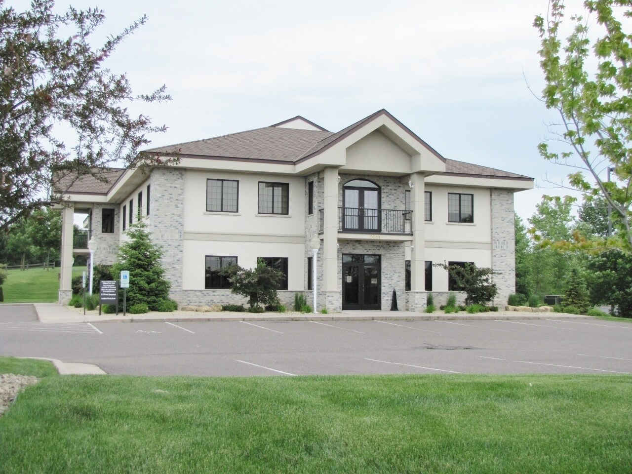 2021 Cenex Dr, Rice Lake, WI à louer Photo de l’immeuble– Image 1 sur 5