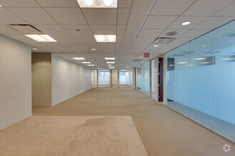 311 S Wacker Dr, Chicago, IL à louer Photo intérieure– Image 1 sur 6