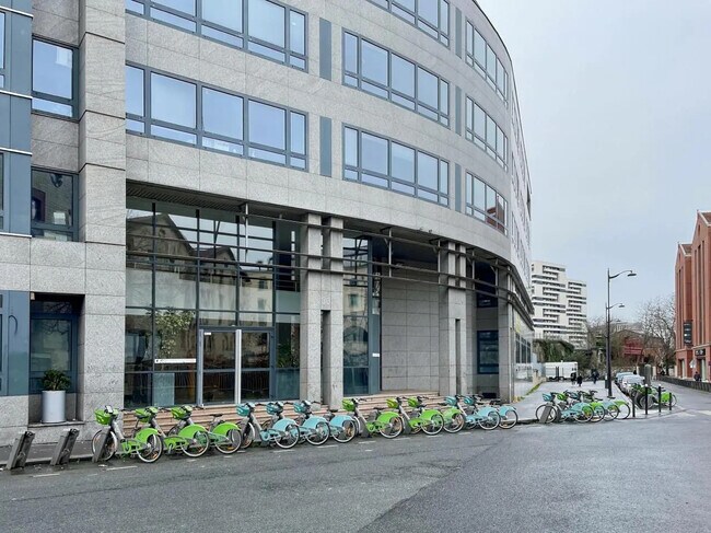 Plus de détails pour Bureau à louer