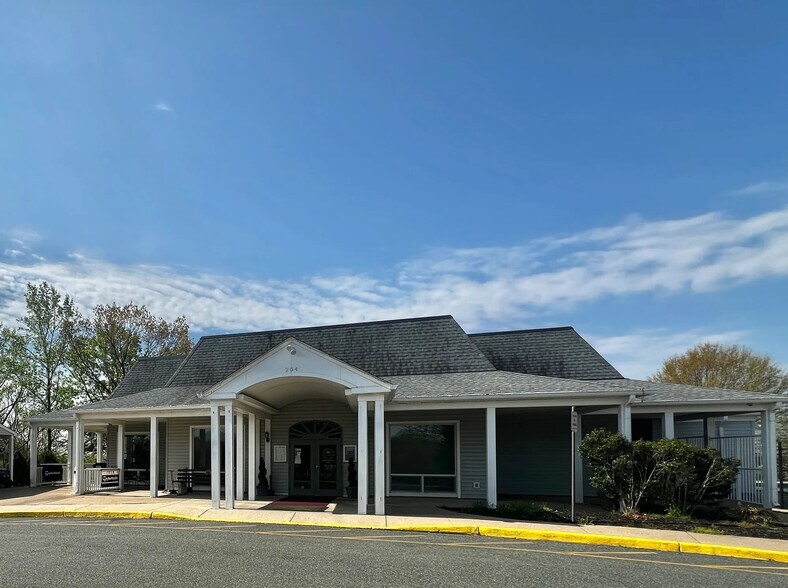 202 Bow Cv, Stafford, VA à louer - Photo principale – Image 1 sur 8