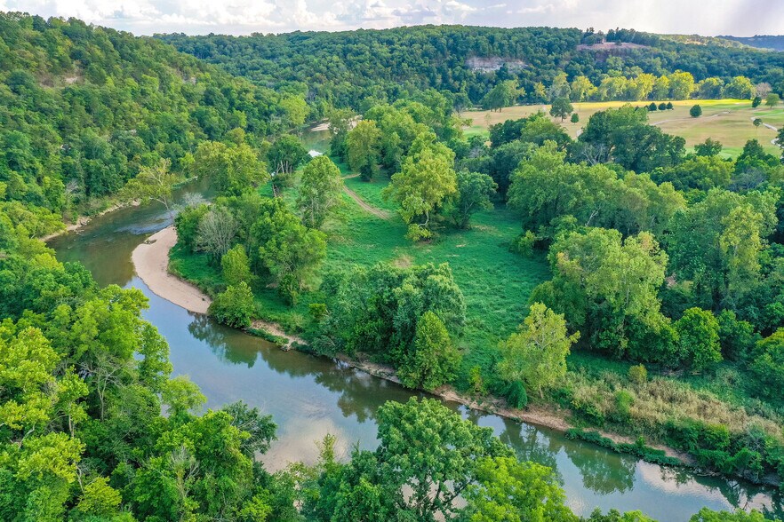 1211 Cox Ford Rd, Crane, MO à vendre - Photo de l’immeuble – Image 3 sur 50