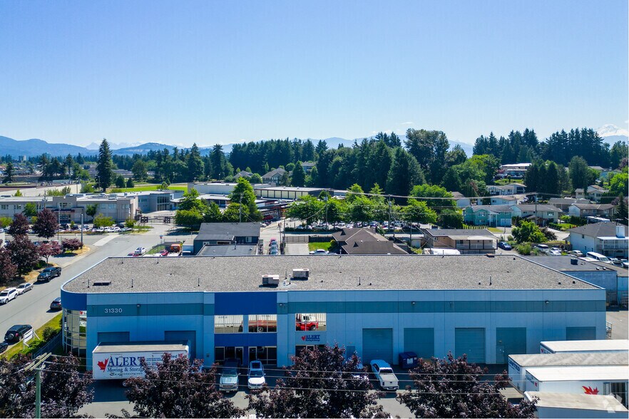 31330 Wheel Ave, Abbotsford, BC à vendre - Photo de l’immeuble – Image 3 sur 8