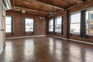 Plus de détails pour 215 W 7th St, Los Angeles, CA - Logement à vendre