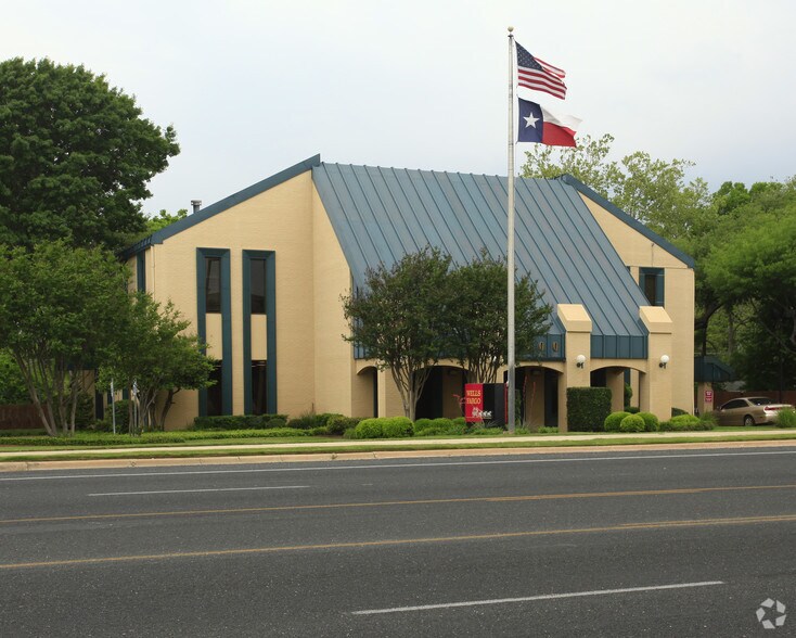 5900 Airport Blvd, Austin, TX à vendre - Photo de l’immeuble – Image 3 sur 3