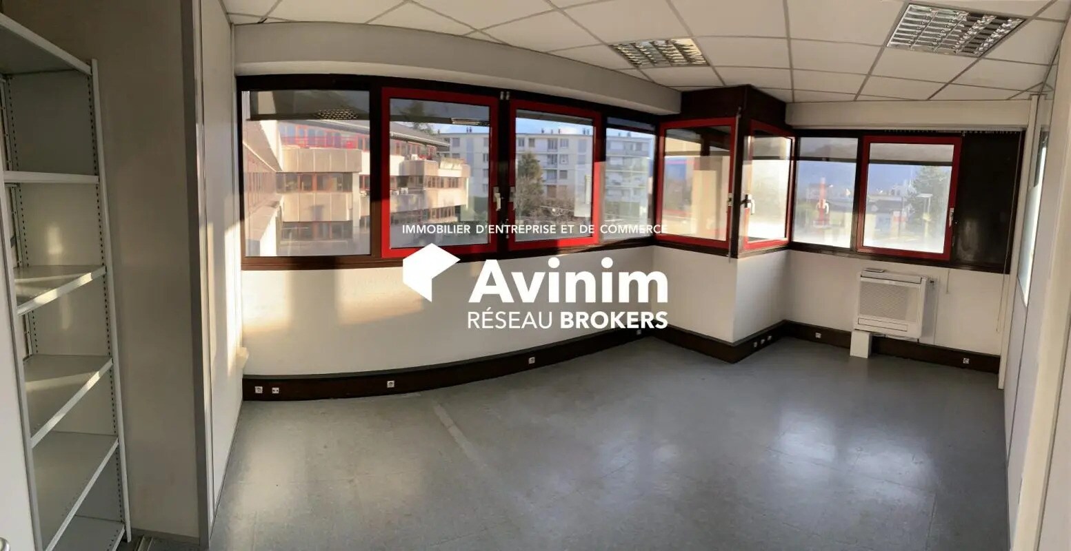 Bureau dans La Tronche à louer Photo intérieure– Image 1 sur 25