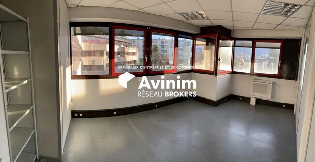 Plus de détails pour Bureau à louer