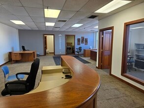 48 N Pleasant St, Amherst, MA à louer Photo intérieure– Image 2 sur 7