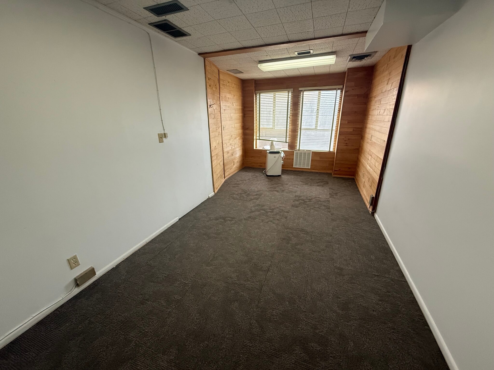 132 E Broadway, Eugene, OR à louer Photo intérieure– Image 1 sur 2