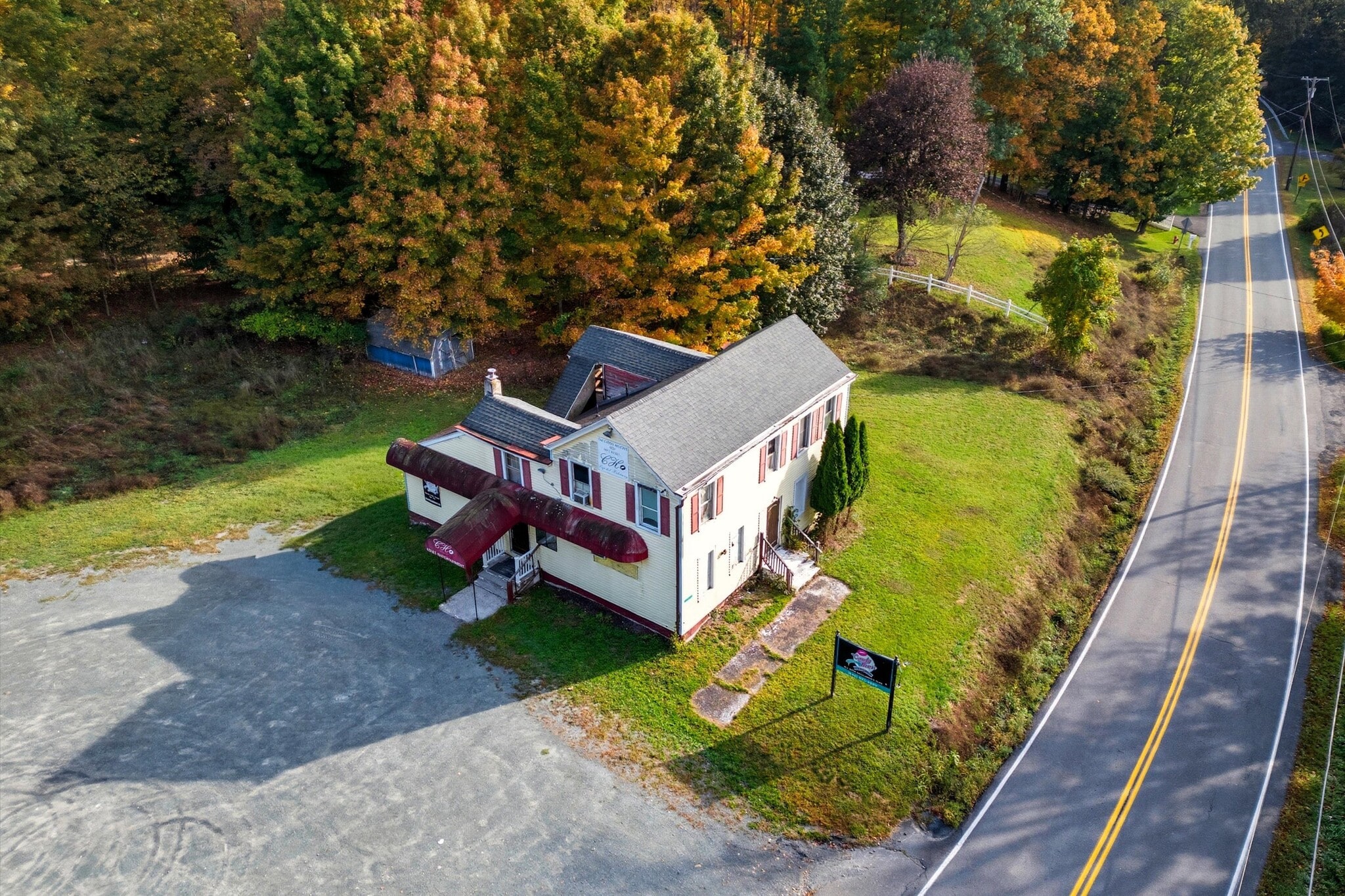 205 Snyders Corner Rd, Wynantskill, NY à vendre Photo principale– Image 1 sur 17