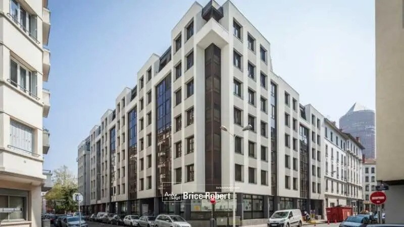 Bureau dans Lyon à louer - Photo de l’immeuble – Image 2 sur 3