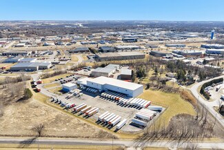 Plus de détails pour 2350-2400 Northridge Dr, Kaukauna, WI - Industriel/Logistique à vendre