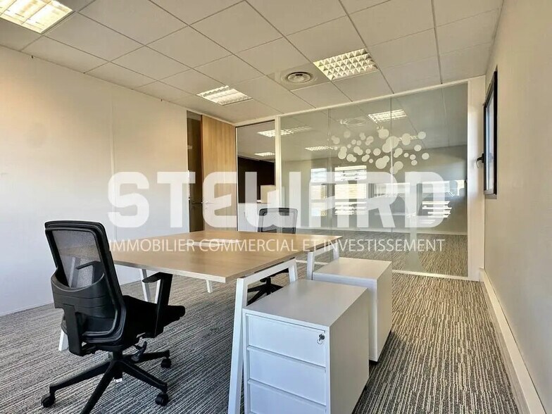 Bureau dans Lille à vendre - Photo de l’immeuble – Image 2 sur 7