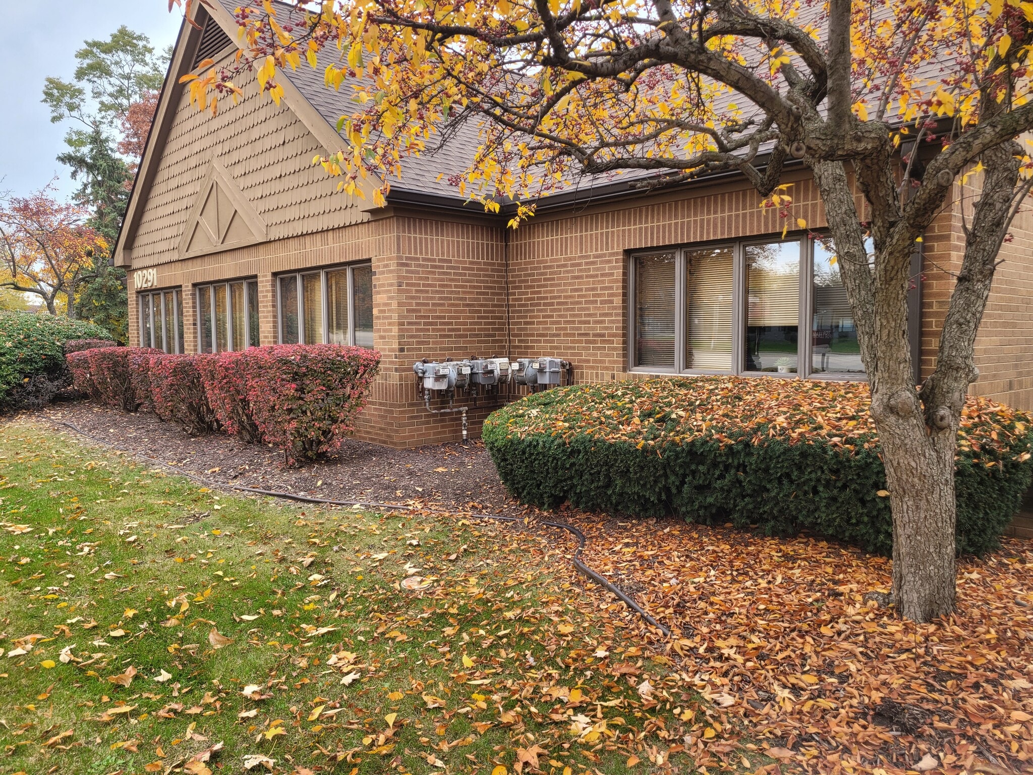 10291 Grand River Rd, Brighton, MI à louer Photo intérieure– Image 1 sur 2