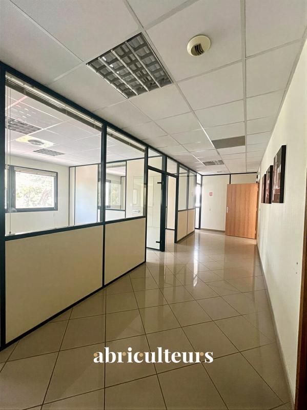 Plus de détails pour 79 Boulevard De L'Europe, Vitrolles - Bureau à louer