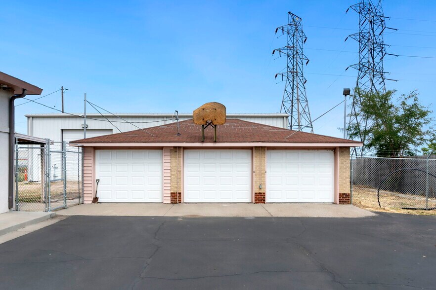 6398 Franklin St, Denver, CO à louer - Photo de l’immeuble – Image 2 sur 9