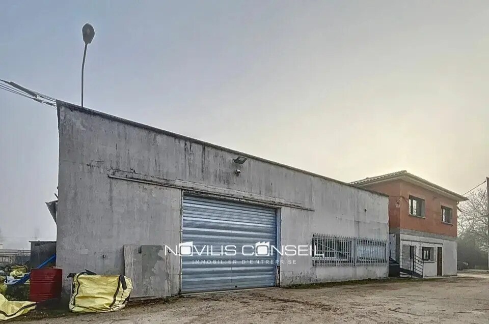 Local d'activités dans Bressols à vendre Photo de l’immeuble– Image 1 sur 16