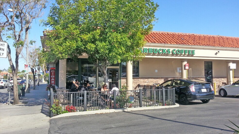 17310-17320 Ventura Blvd, Encino, CA à vendre - Photo de l’immeuble – Image 2 sur 6