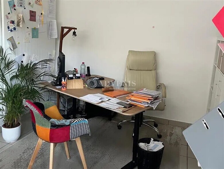 24 Rue Aristide Briand, Joué-lès-Tours à vendre - Photo de l’immeuble – Image 2 sur 5