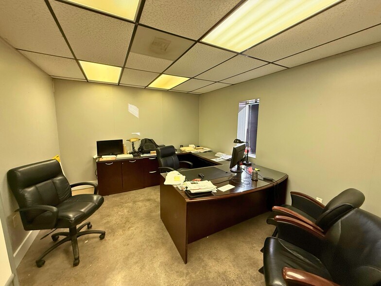 1071 Boulder Rd, Greensboro, NC à louer - Photo intérieure – Image 2 sur 9