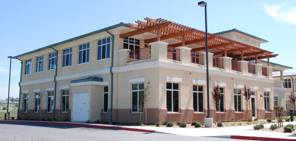 182-192 Gateway Rd E, Napa, CA à louer - Photo de l’immeuble – Image 3 sur 3