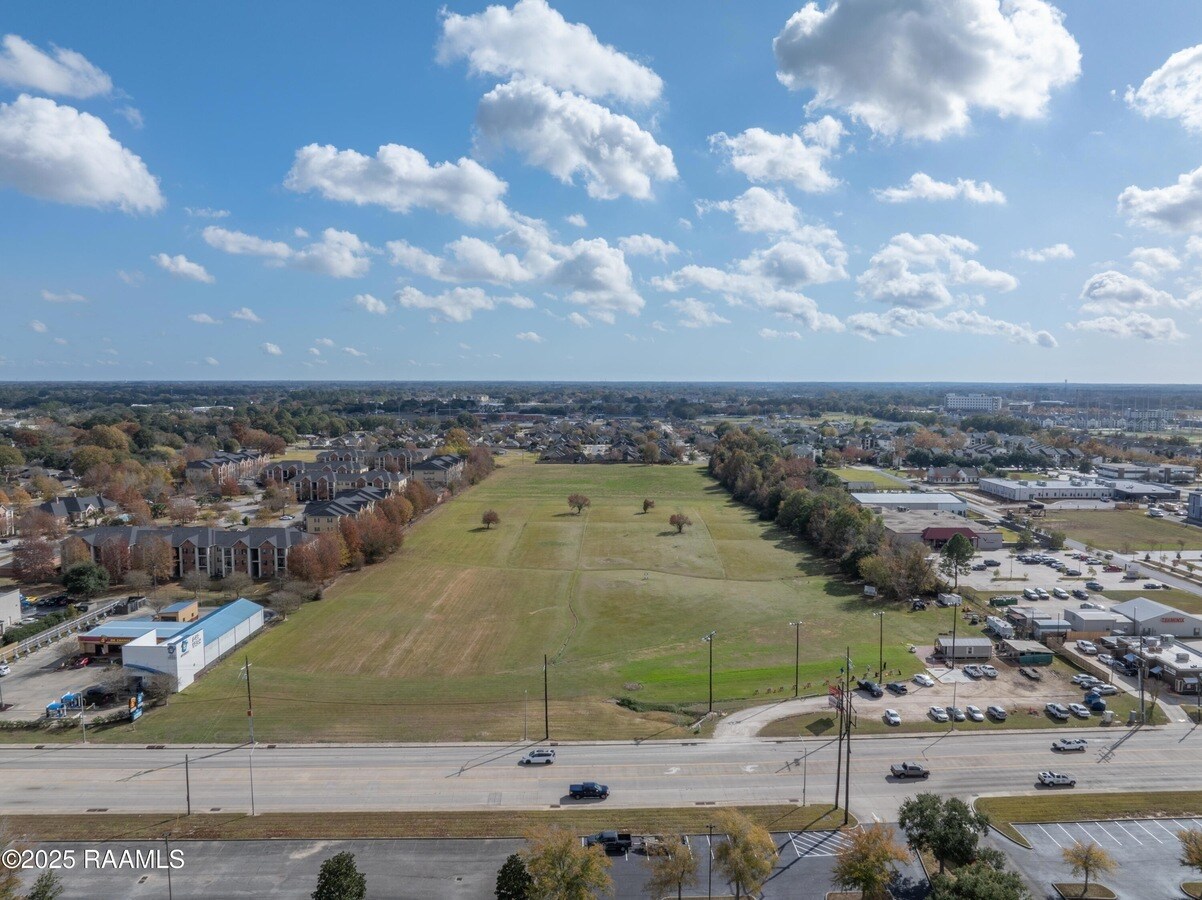 2231 Kaliste Saloom Rd, Lafayette, LA à vendre Photo principale– Image 1 sur 6