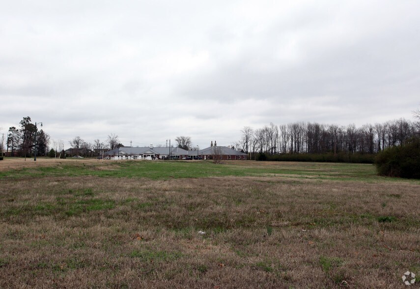 100 N Market Center Dr, Collierville, TN à vendre - Photo principale – Image 1 sur 4