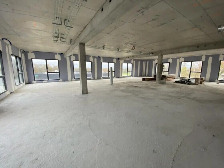 Bureau dans Chartres-de-Bretagne à louer - Photo intérieure – Image 3 sur 12