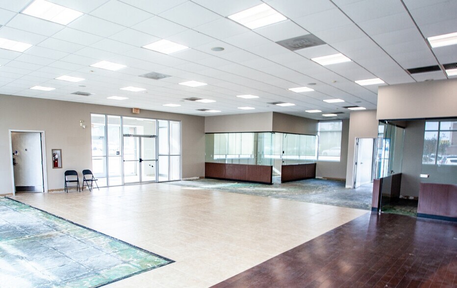 3660 Fm-1488 Rd, Conroe, TX à vendre - Photo intérieure – Image 2 sur 6