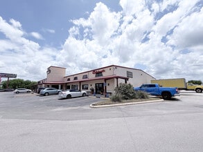 30875 W IH-10, Boerne, TX à louer Photo intérieure– Image 2 sur 12